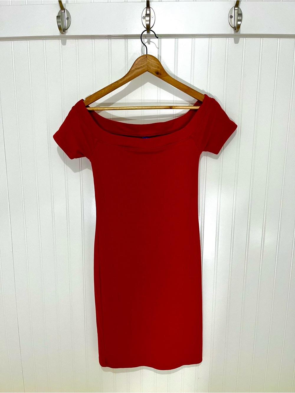 Old Navy Coral Off-Shoulder Bodycon Dress